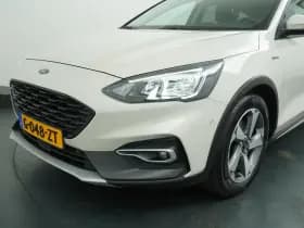 Ford Focus thumbnail 34