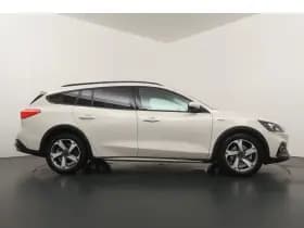 Ford Focus thumbnail 6