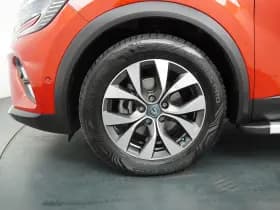 Renault Captur thumbnail 16