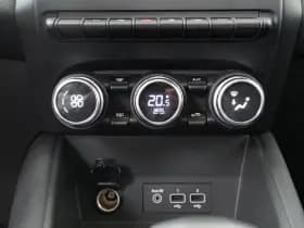 Renault Captur thumbnail 18