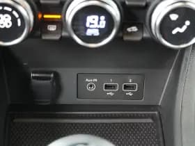 Renault Captur thumbnail 20