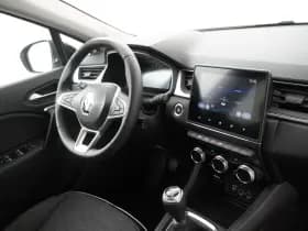 Renault Captur thumbnail 29