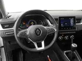 Renault Captur thumbnail 9