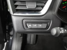 Renault Clio thumbnail 24