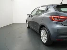 Renault Clio thumbnail 33