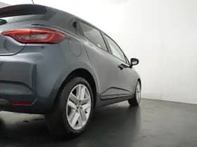 Renault Clio thumbnail 36