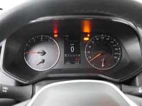 Renault Clio thumbnail 10