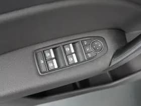Renault Captur thumbnail 26