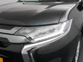 Mitsubishi Outlander thumbnail 15