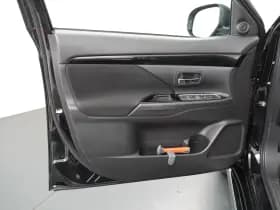 Mitsubishi Outlander thumbnail 28