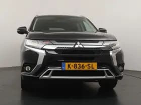 Mitsubishi Outlander thumbnail 8