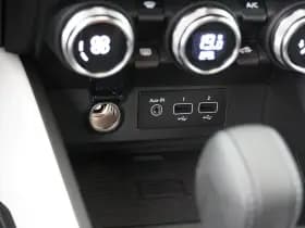 Renault Clio thumbnail 20
