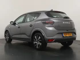 Dacia Sandero thumbnail 3