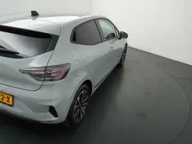 Renault Clio thumbnail 38