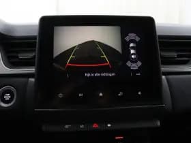 Renault Captur thumbnail 18