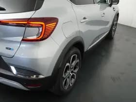 Renault Captur thumbnail 42