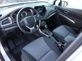 Suzuki S-Cross thumbnail 2