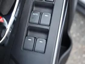 Suzuki S-Cross thumbnail 24
