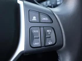 Suzuki S-Cross thumbnail 28