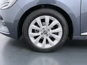 Renault Clio thumbnail 16
