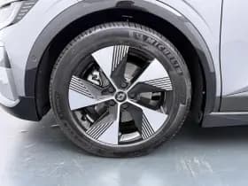 Renault Mégane E-Tech thumbnail 16