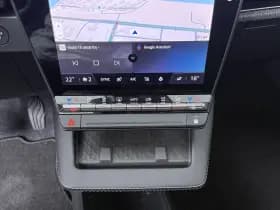 Renault Mégane E-Tech thumbnail 17