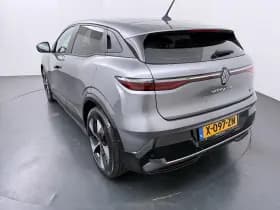 Renault Mégane E-Tech thumbnail 32