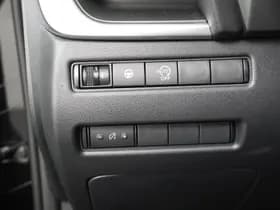 Nissan Qashqai thumbnail 25