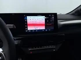 Renault Clio thumbnail 12