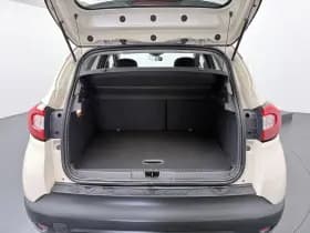Renault Captur thumbnail 32