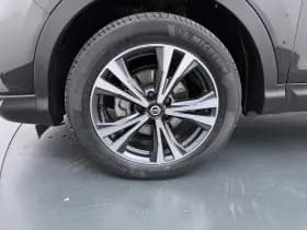 Nissan Qashqai thumbnail 16