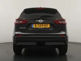 Nissan Qashqai thumbnail 4