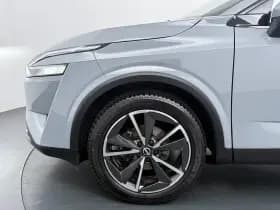 Nissan Qashqai thumbnail 16