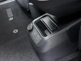 Nissan Ariya thumbnail 18