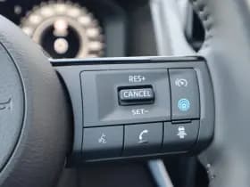 Nissan Qashqai thumbnail 28