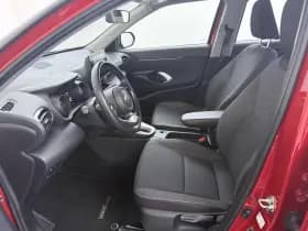 Toyota Yaris Cross thumbnail 13