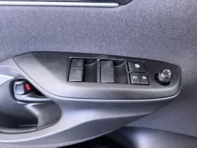 Toyota Yaris Cross thumbnail 24