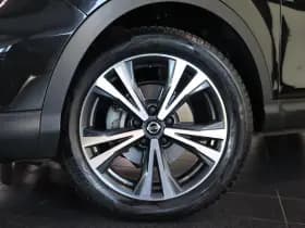 Nissan Qashqai thumbnail 16