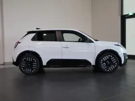 Nissan Micra thumbnail 5