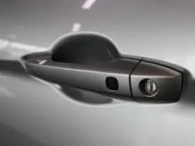 Mitsubishi Eclipse Cross thumbnail 16