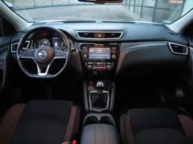 Nissan Qashqai thumbnail 8