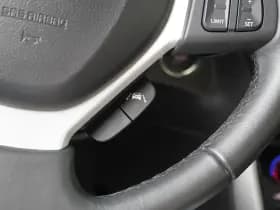 Suzuki S-Cross thumbnail 16