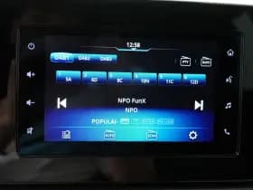 Suzuki S-Cross thumbnail 17