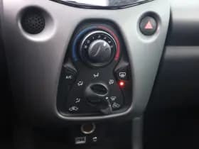 Toyota Aygo thumbnail 30