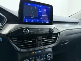 Ford Kuga thumbnail 11