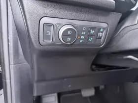 Ford Kuga thumbnail 23