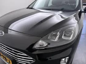 Ford Kuga thumbnail 32