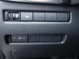 Nissan Qashqai thumbnail 26