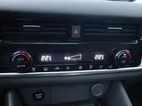 Nissan Qashqai thumbnail 36