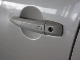 Nissan Qashqai thumbnail 15